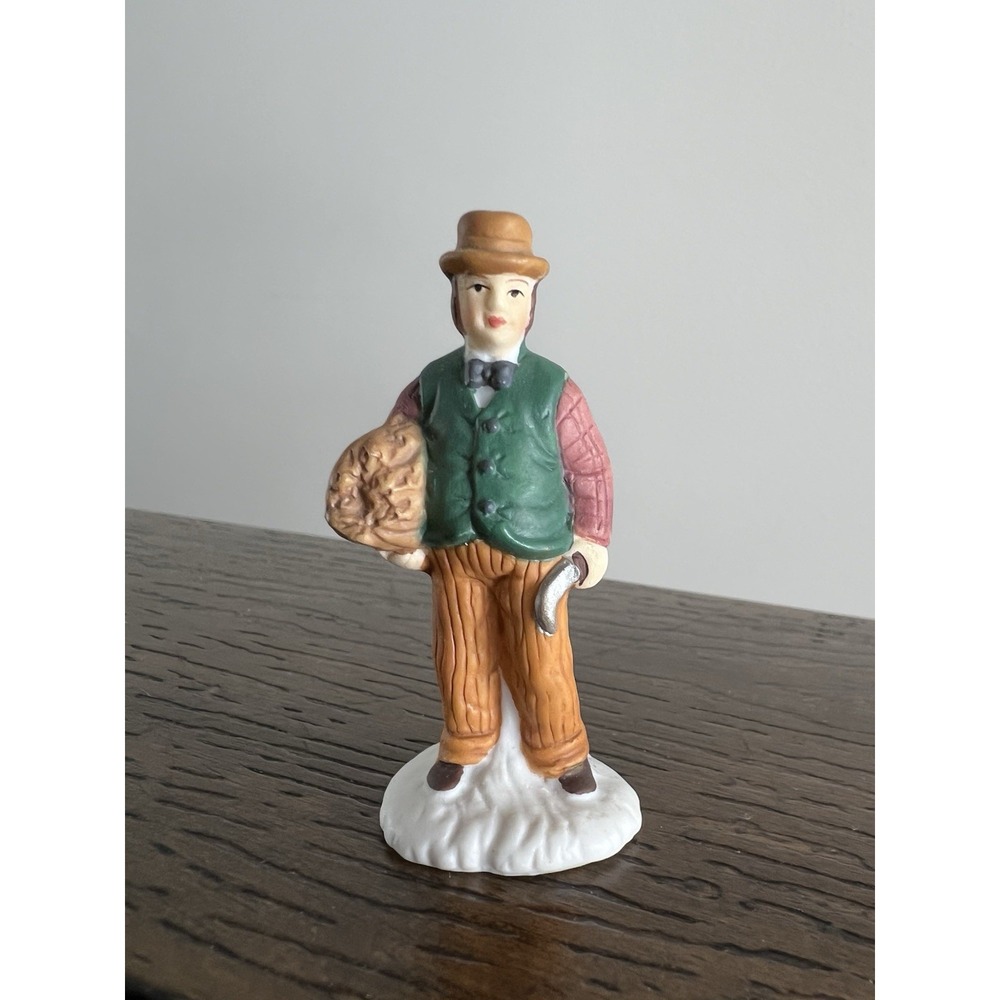 O'Well Man Hobo Christmas Village Figurine Gathering Thanksgiving Lefton Trinket